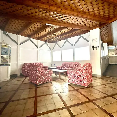 One Bedroom With Spectacular Views, Atlantic Ocean *